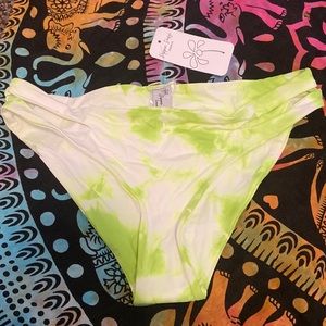 Dippin Daisy Bikini bottoms🕶️🕶️